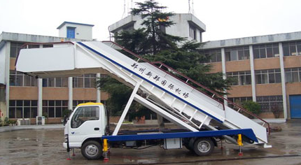 ISUZU nkr77 Truck-mounted Passenger Stairs for sale