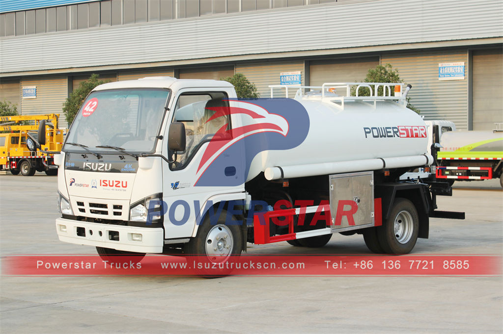 جودة عالية ISUZU 4 × 2130HP شاحنة رش المياه الفولاذ المقاوم للصدأ
