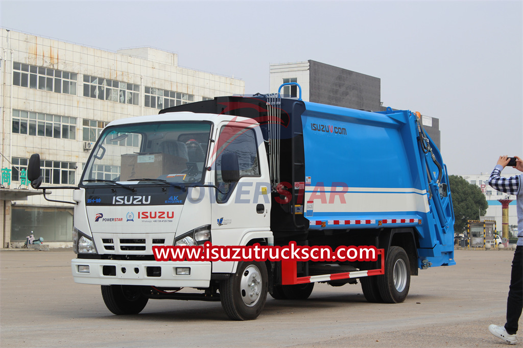 بيع شاحنة ضاغطة النفايات ISUZU NKR 8cbm