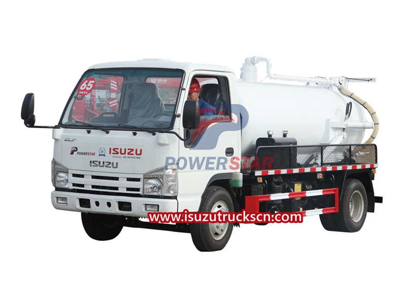 ميزة شاحنة صهريج مياه الصرف الصحي Isuzu 100P NQR