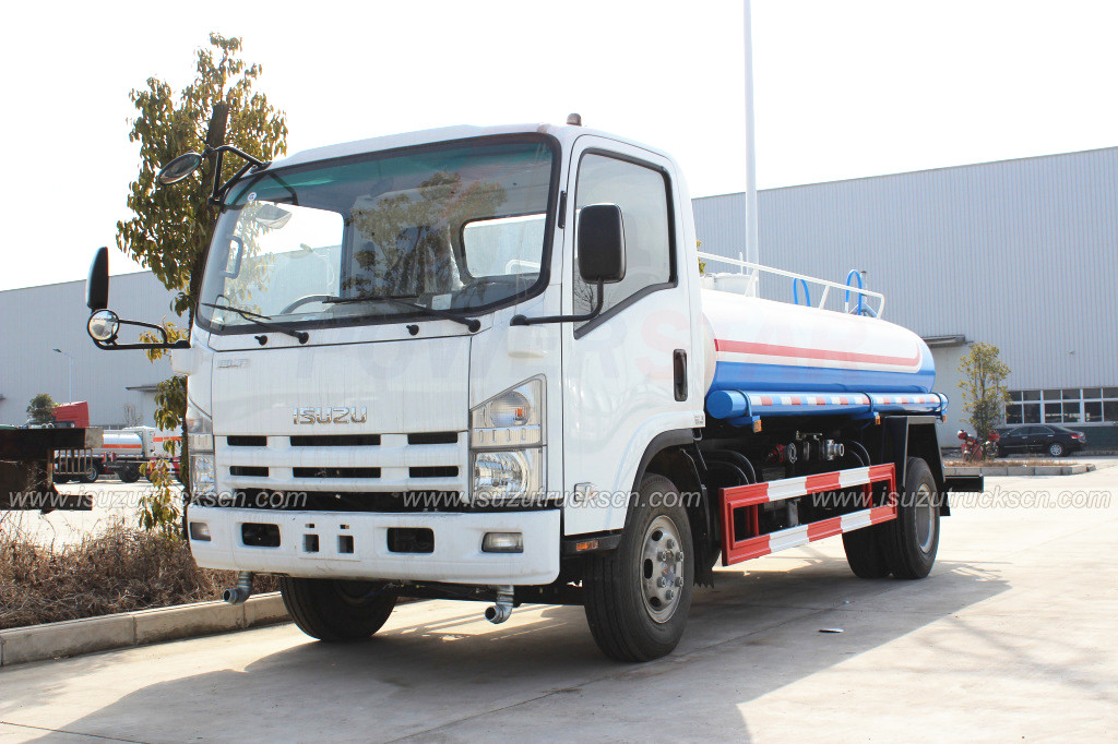 6,000L ايسوزو العربة المياه خزان شاحنة لنقل المياه للناقل مياه نظيفة من الغبار