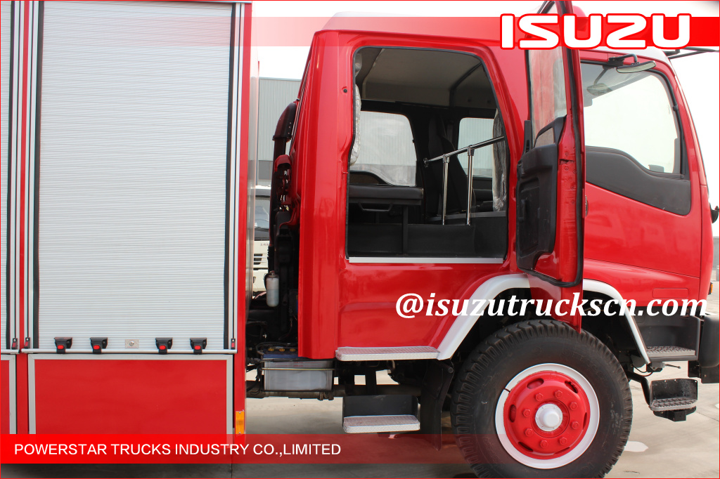 2015 Isuzu Lighting Emergency Rescue Vehicle Fire Truck with Truck Crane for LAOS