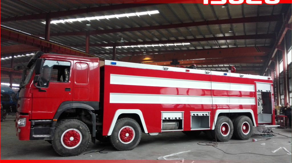 8x4 25,000L ISUZU FYH heavy Water Fire Rescue Truck