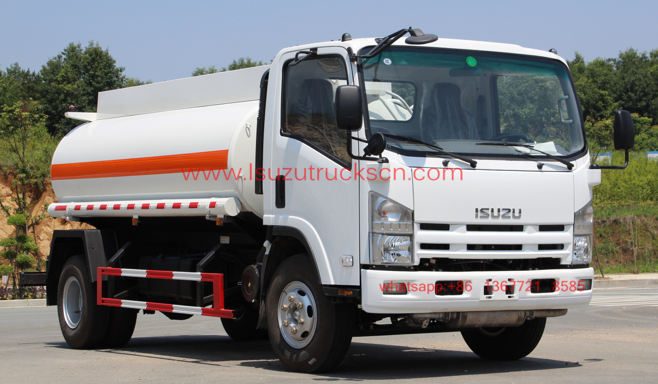 5 cubic meter Fuel tank truck Isuzu