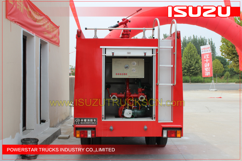 Customer made 2,000L water tanker fire truck Isuzu detail pictures