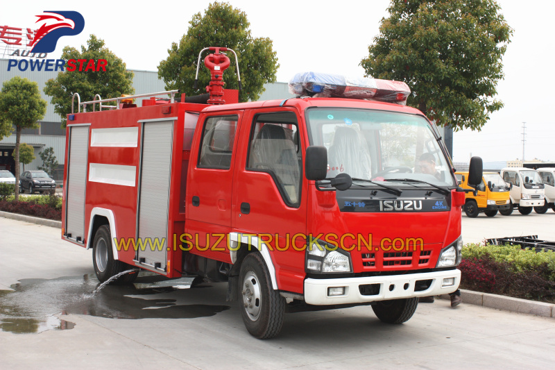 Customer build 2,500L water fire vehicle Isuzu pictures