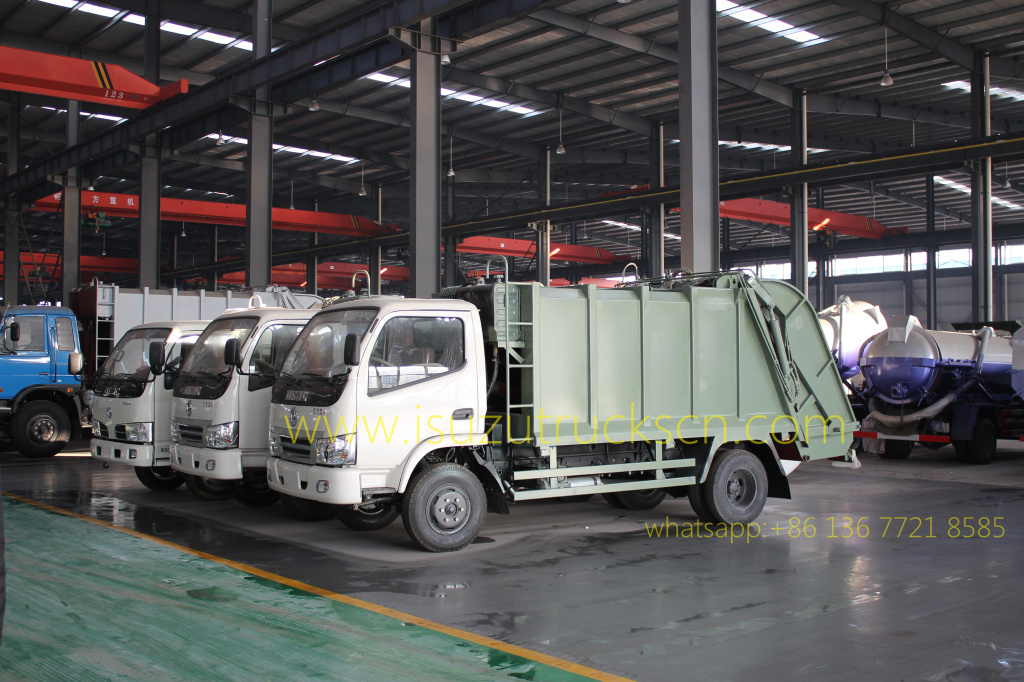 Workshop of build 5CBM Dongfeng Garbage Compactor Truck: