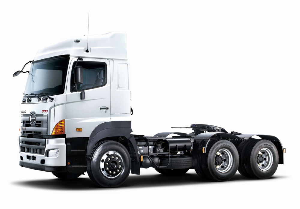 Trailer head trucks HINO700 prime mover vehicle