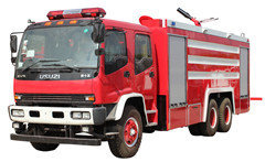 شاحنة إطفاء المدينة ايسوزو