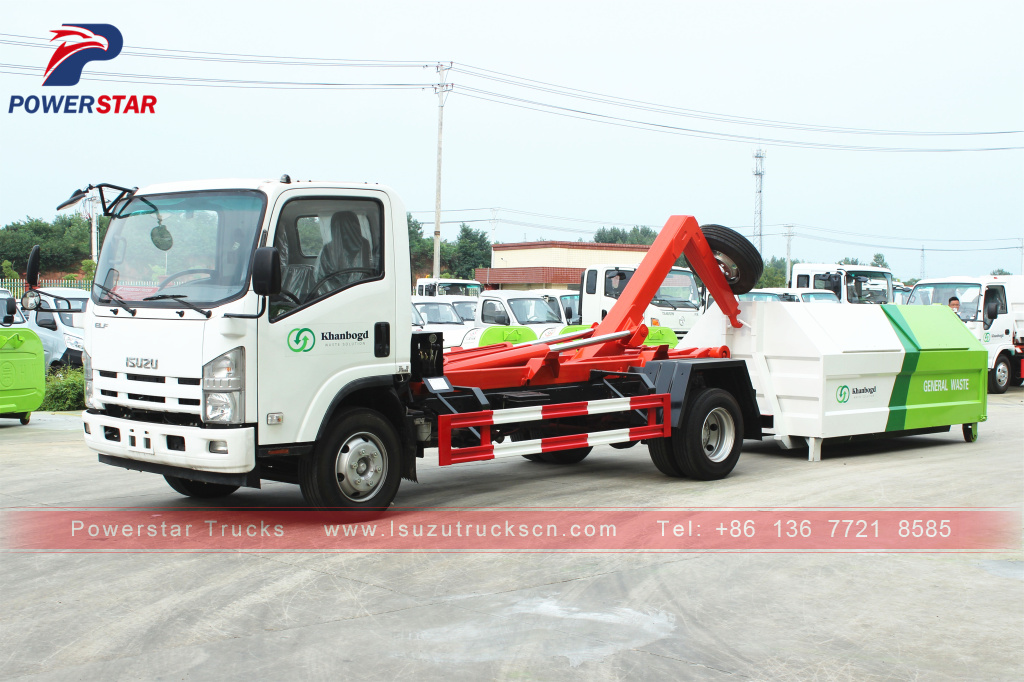 Mongolia 8tons Isuzu Rearloader hooklift waste collector truck for sale