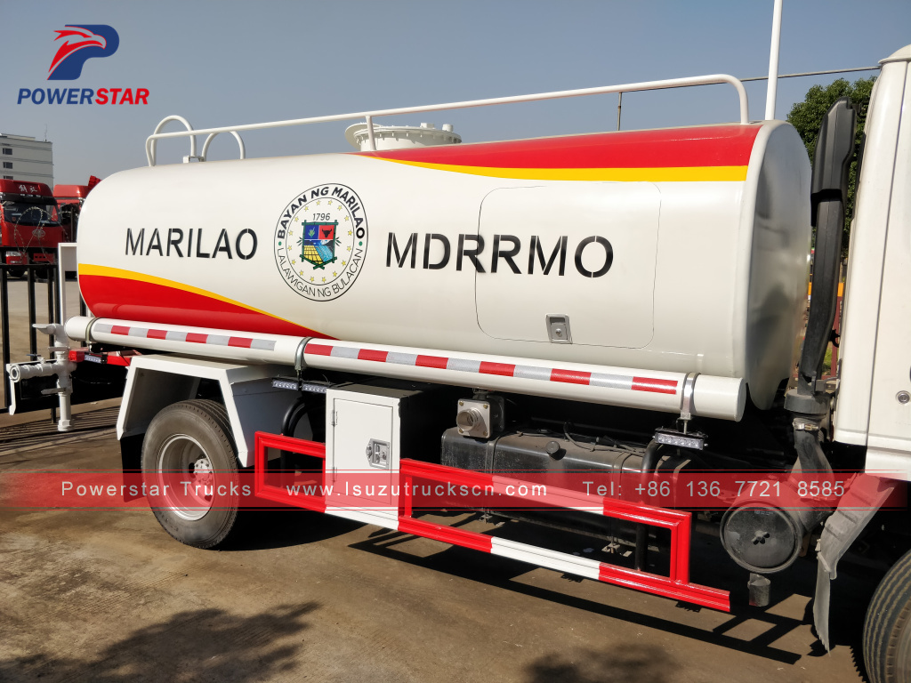 Philippines market Isuzu 3-5CBM water delivery tanker water spray trucks for sale