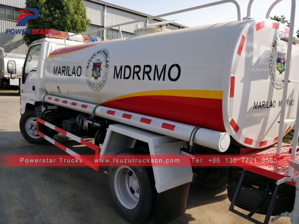 Philippines market Isuzu 3-5CBM water delivery tanker water spray trucks for sale