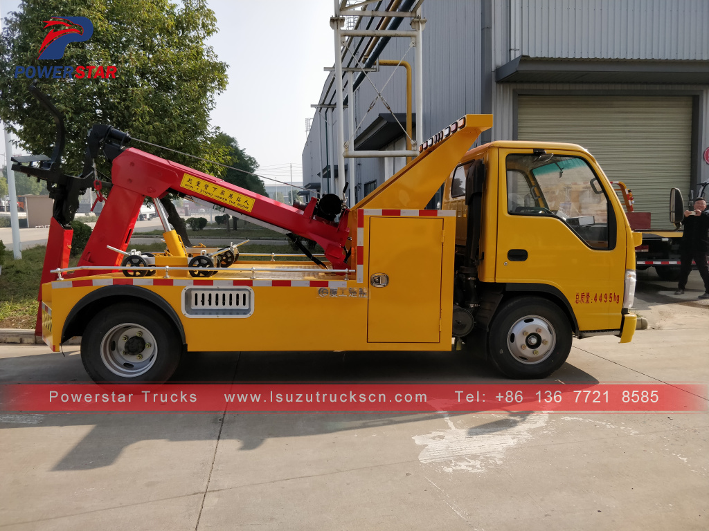 Cambodia ISUZU wrecker tow truck medium duty road recovery vehicle for sale