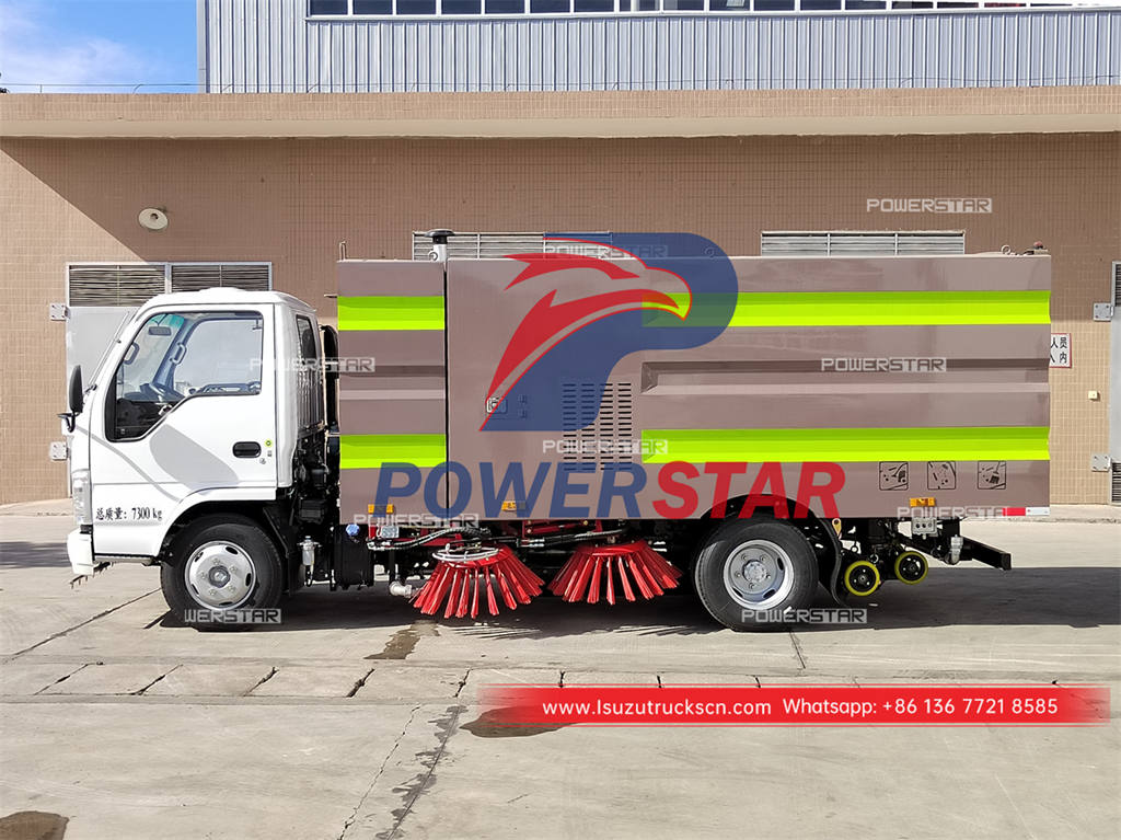 Japanese brand ISUZU NKR road sweeping truck on sale