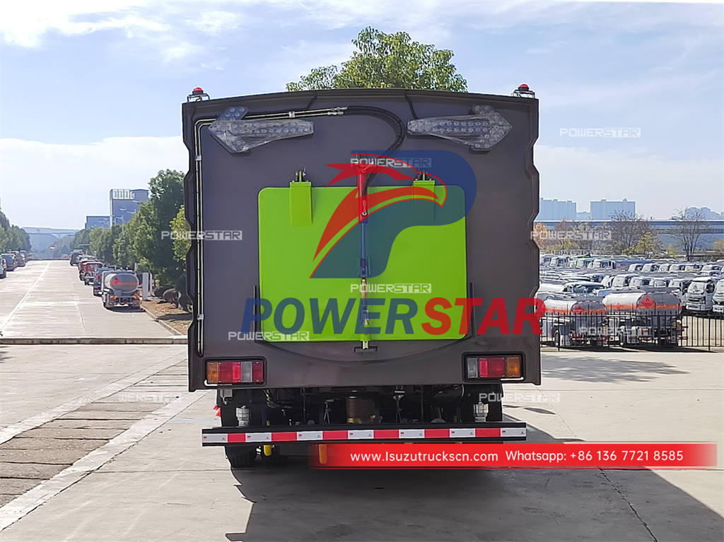 Powerful ISUZU vacuum street sweeper truck for sale