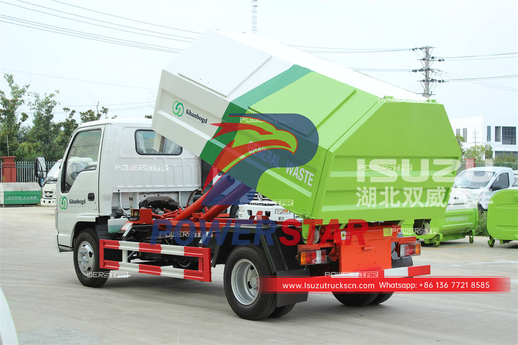 ايسوزو 4 × 2 تخطي شاحنة لجمع القمامة للبيع
