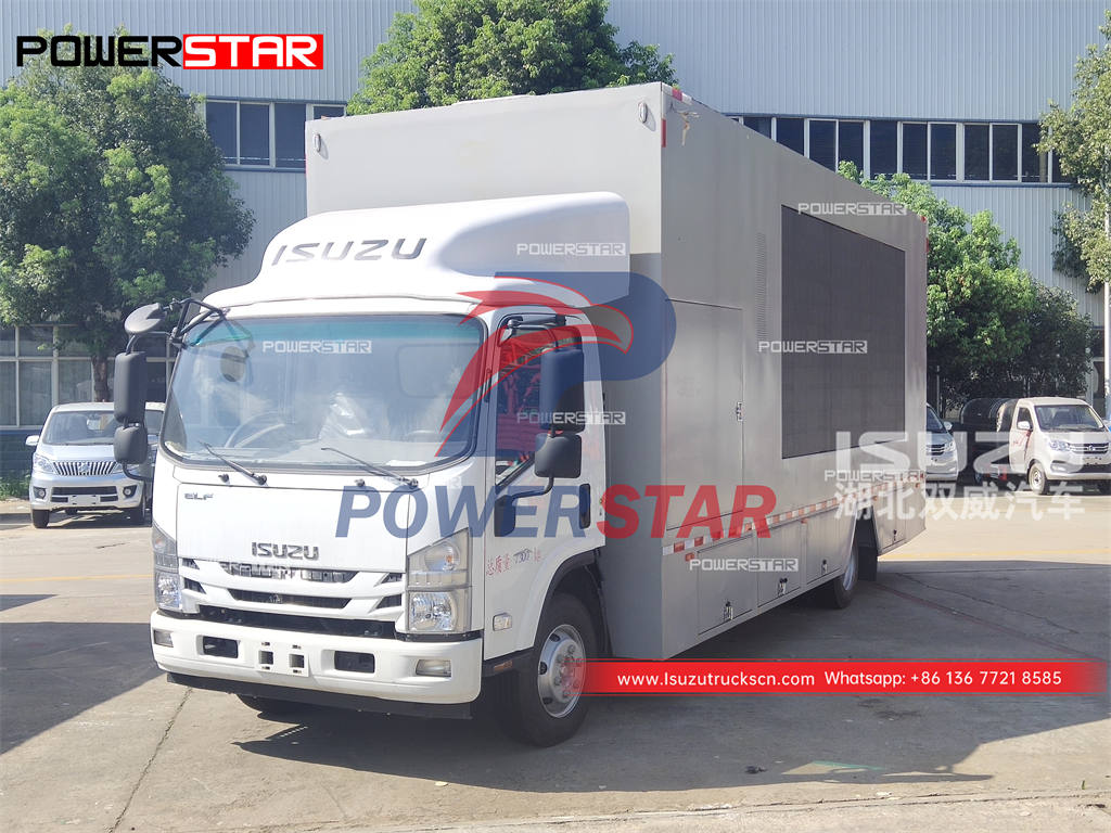 High quality ISUZU 700P LED screen truck at best price