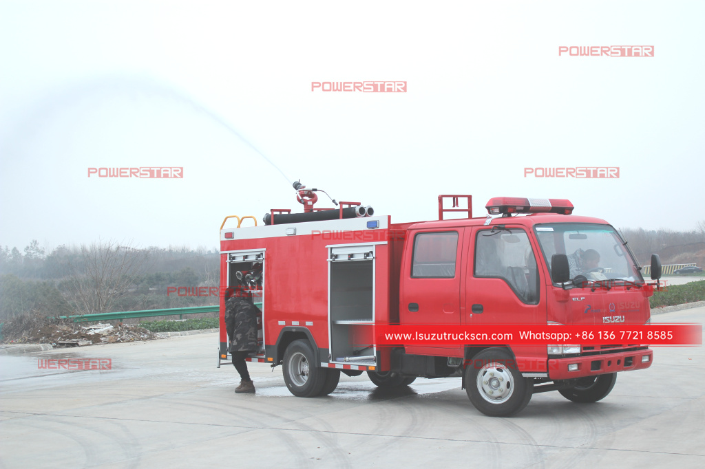 Albaria Japan ISUZU 1500L حريق شاحنة إطفاء حريق شاحنة صغيرة