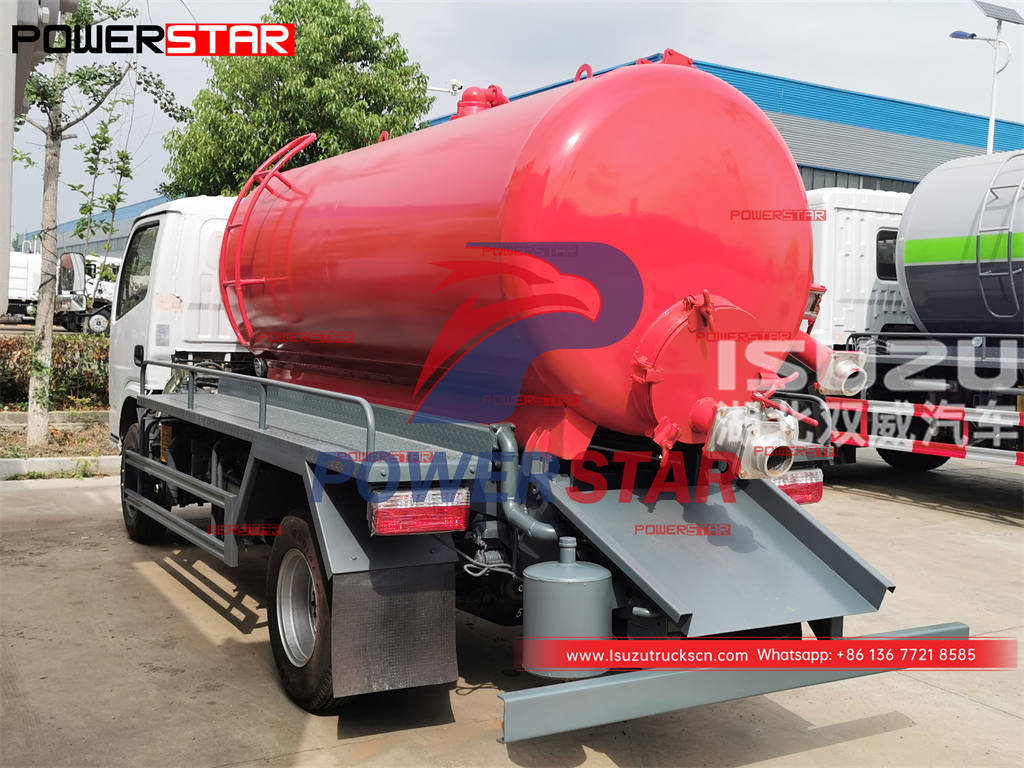 حسب الطلب ISUZU 4 × 2 5000L cesspool emptier truck للبيع