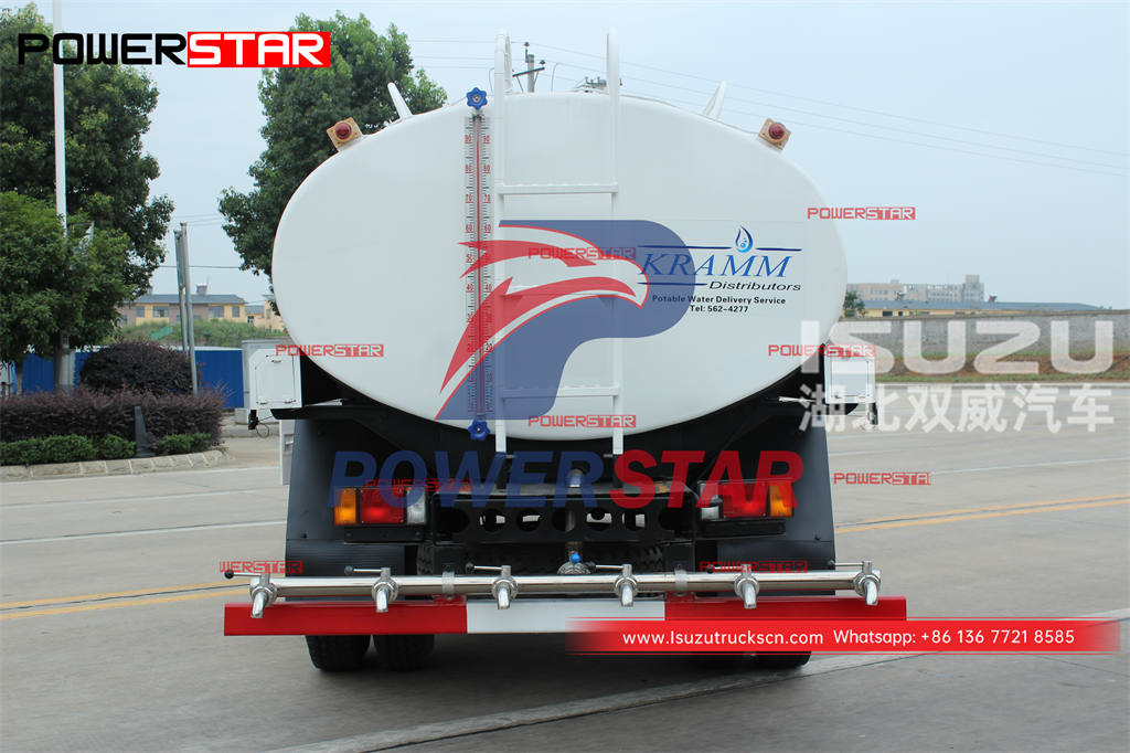 جودة عالية ISUZU 700P 4 × 4 شاحنة نقل المياه الفولاذ المقاوم للصدأ على الطرق الوعرة للبيع