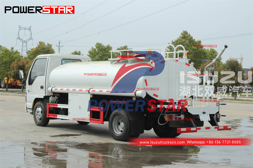شاحنة صهريج مياه الشرب على الطرق الوعرة ISUZU 4 × 4 حسب الطلب بسعر ترويجي
