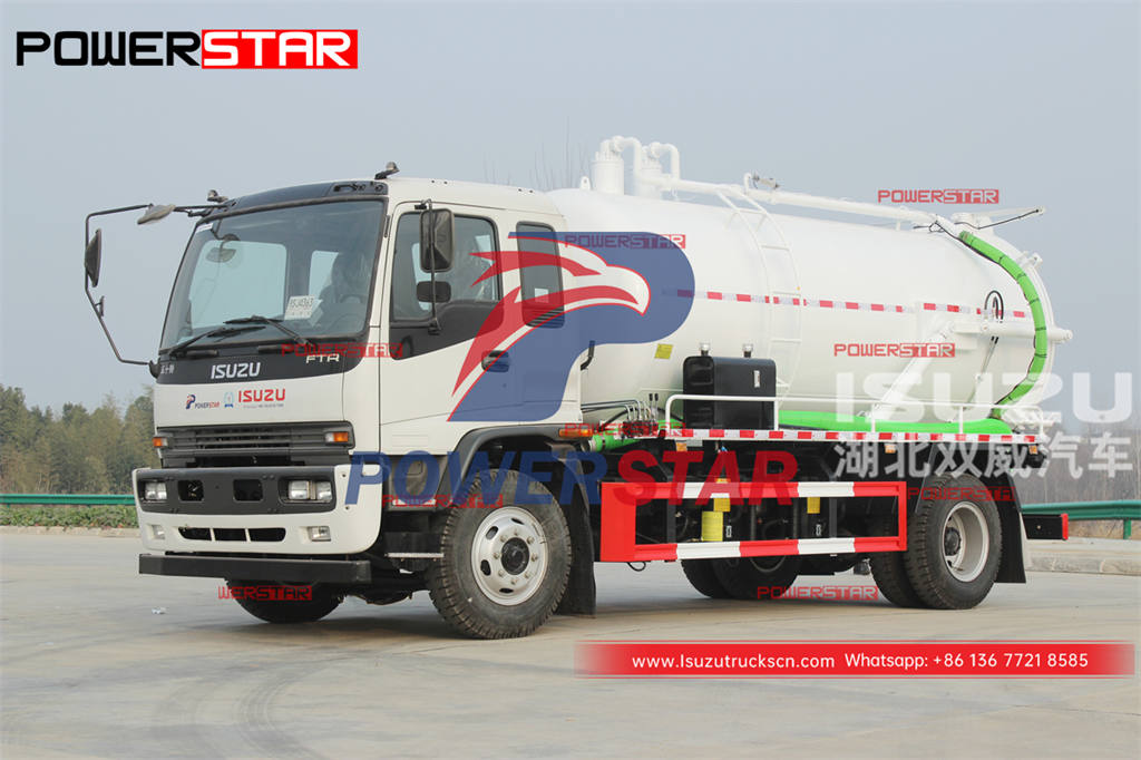 ISUZU FTR 4 × 4 شاحنة صهريج للصرف الصحي متوسط ​​الخدمة للبيع