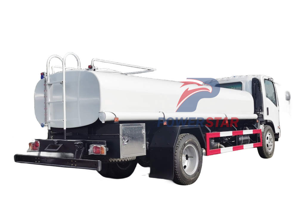 شاحنة توصيل مياه الشرب Isuzu NPR