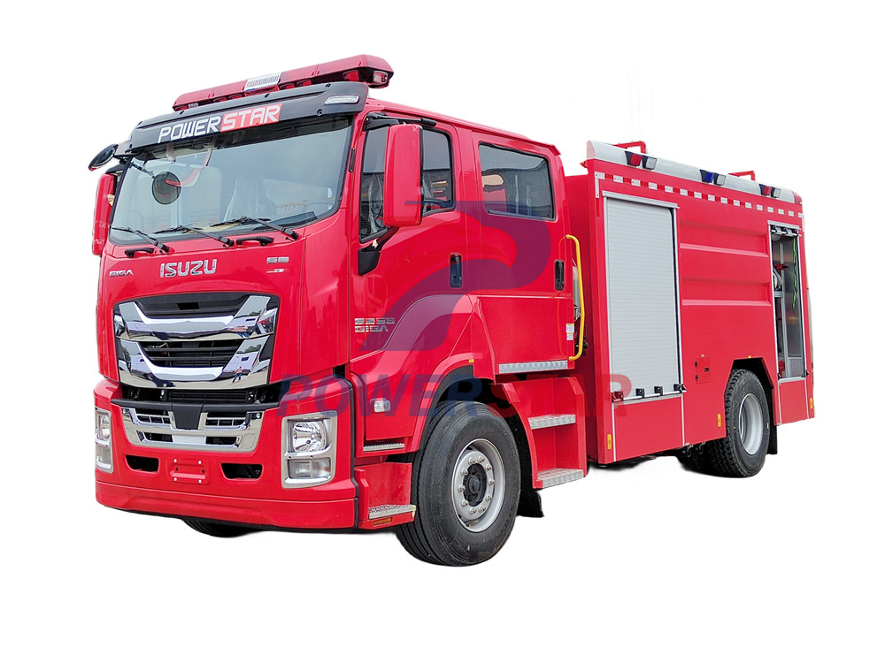 شاحنة إطفاء ايسوزو جيجا 8000 لتر