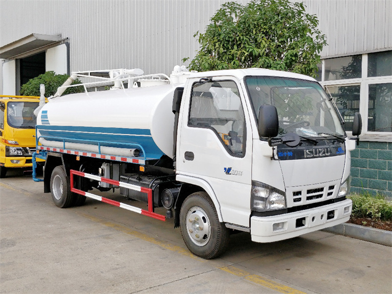 شاحنة تنظيف مياه الصرف الصحي ايسوزو NKR