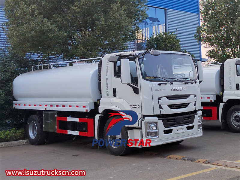 شاحنة مياه الشرب Isuzu FTR GIGA 4x2 120000L