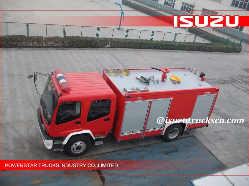 Japanese  6000L water foam ISUZU 6t water tanker/foam fire truck