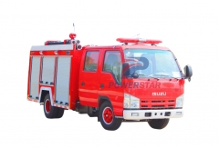 4X2 ايسوزو محرك ديزل رغوة شاحنة إطفاء الحرائق مع رخيصة الثمن
