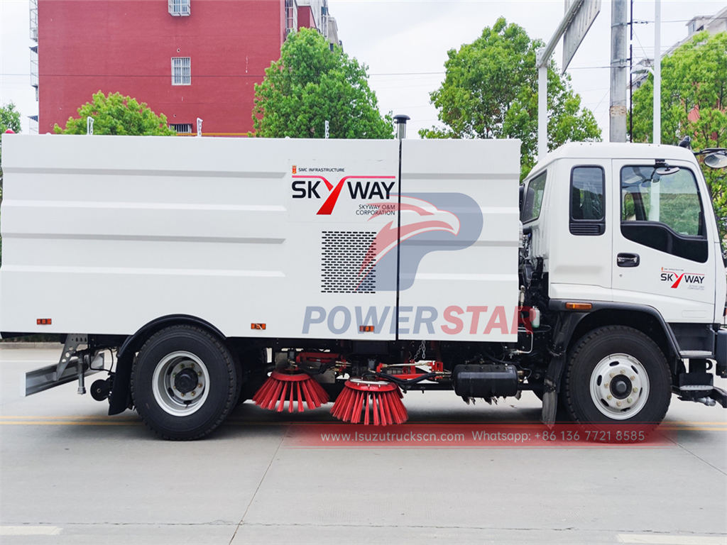 ISUZU FTR/FVR road sweeper truck for sale