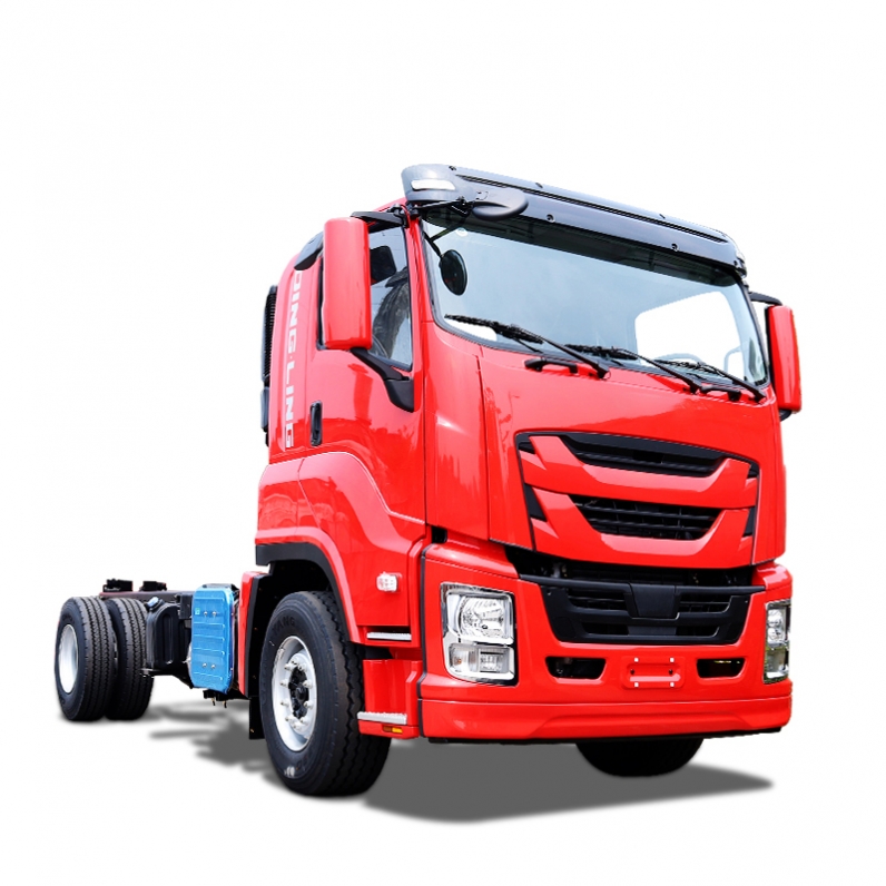 ISUZU GIGA VC61 66 FUEL WATER CARGO TRUCK CHASSIS FOR SALE - شاحنات باور ستار
    