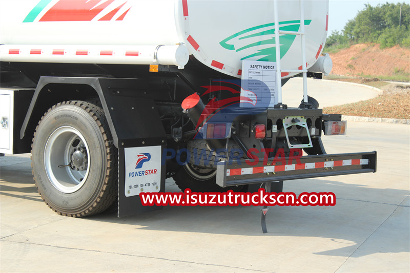ISUZU FTR mobile fuel truck for Dubai