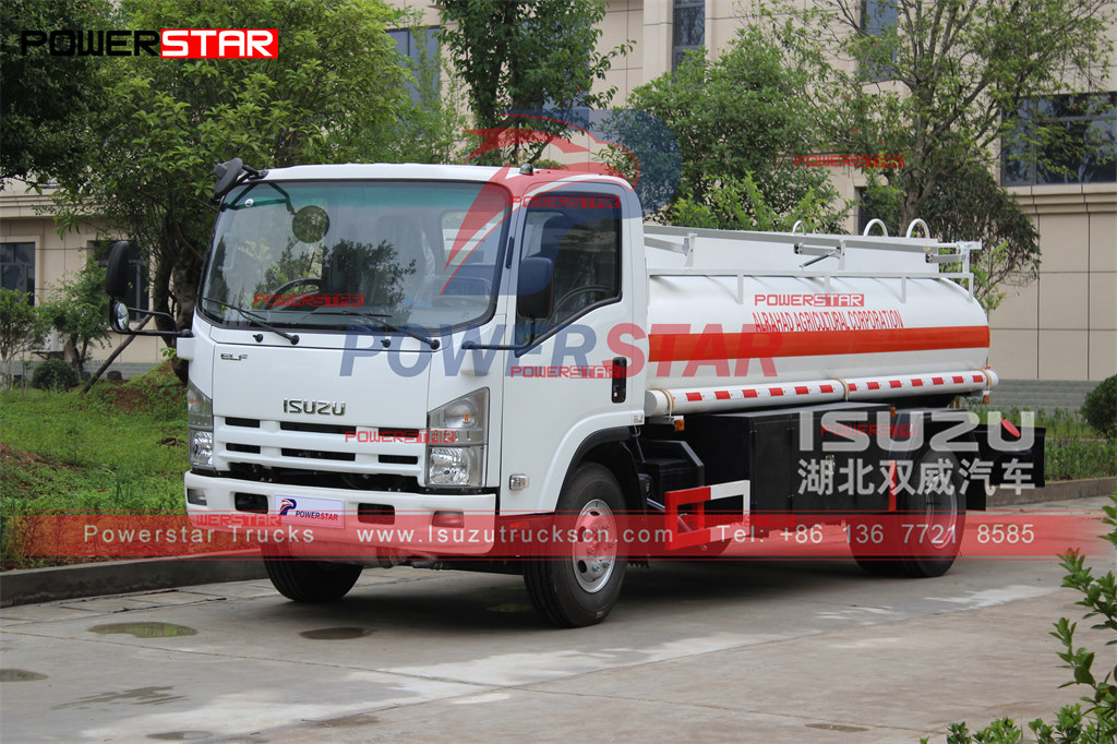 ISUZU NPR Fuel bowser ELF 5000L شاحنة صهريج نفط تصدير إلى توجيه عملية السودان
