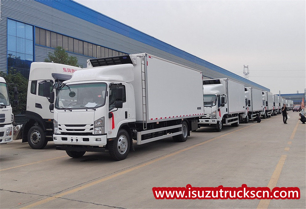 يتم تصدير 21 وحدة من الشاحنات المبردة ISUZU ELF
        