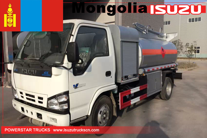 مونغوليا 1 وحدة شاحنة صهريج لنقل الوقود إيسوزو