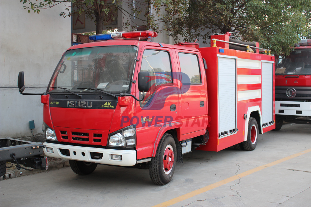 شاحنات ايسوزو القتال المركبات المصنعة بوويرستار سيارات الإطفاء