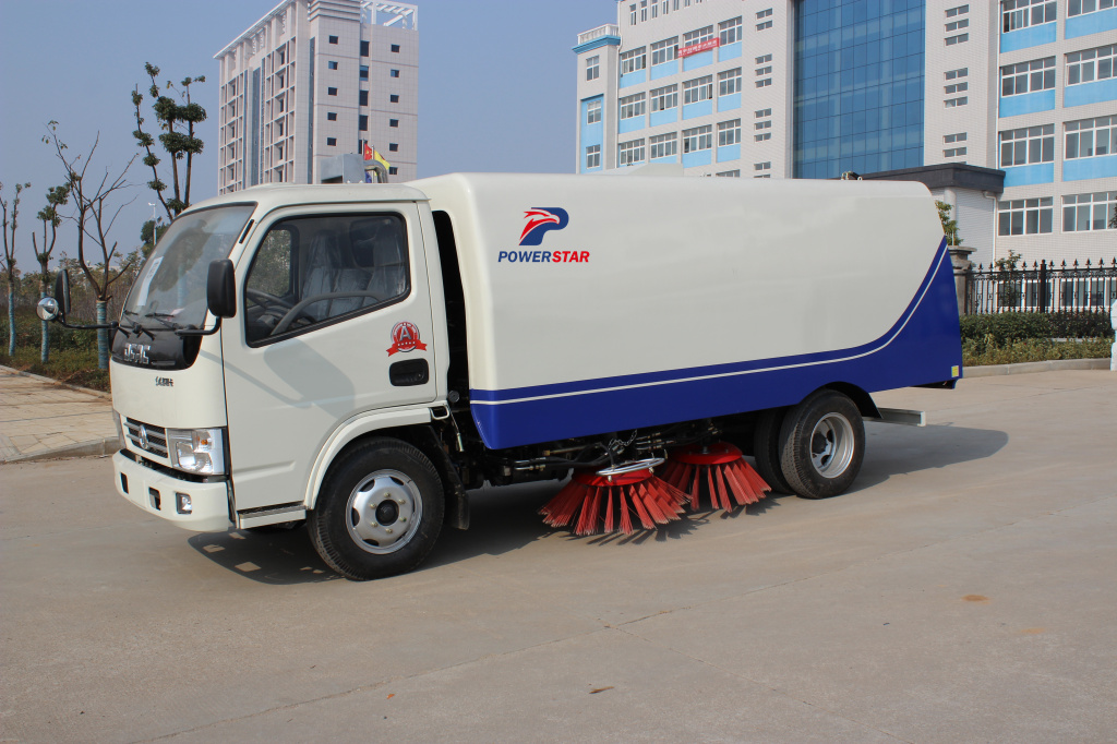 الصين الصانع بوويرستار الشاحنات الطريق كاسحة شاحنة مع الفرشاة